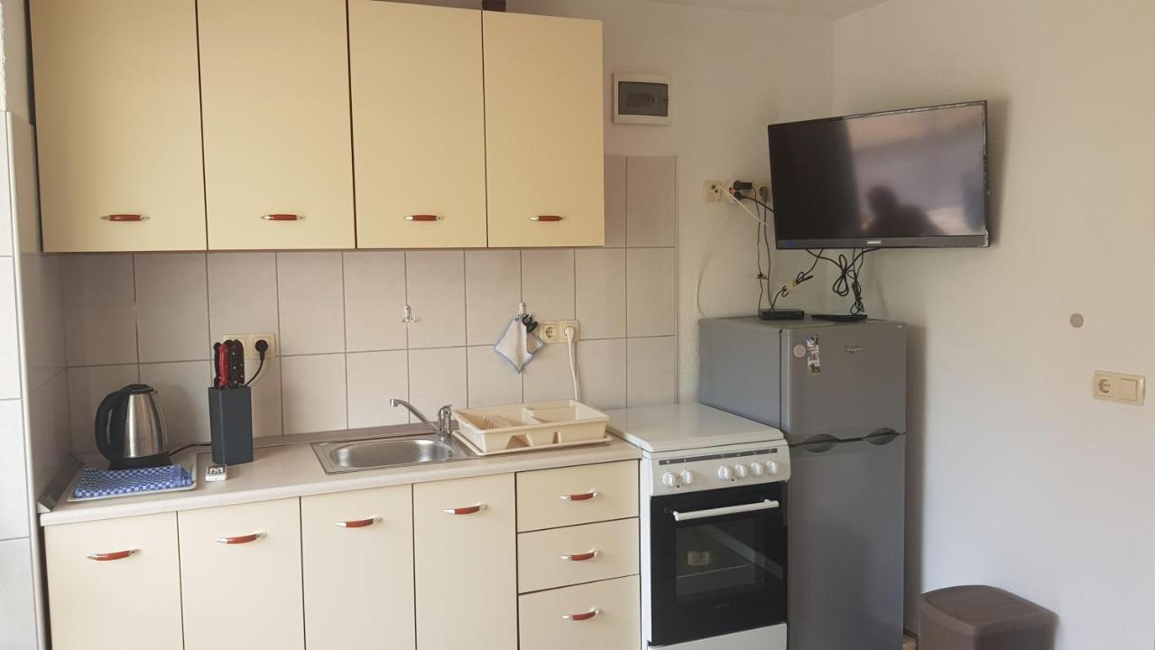 Apartment Simpatico Vir Exterior photo